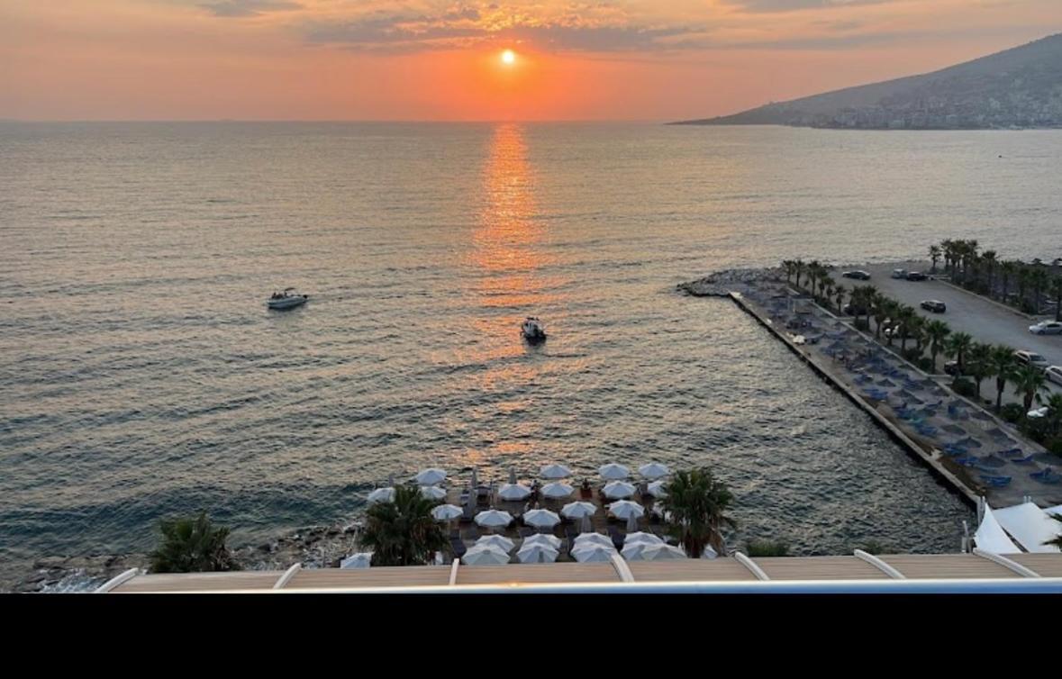 Belaire Luxury Apartment Sarandë Exteriör bild