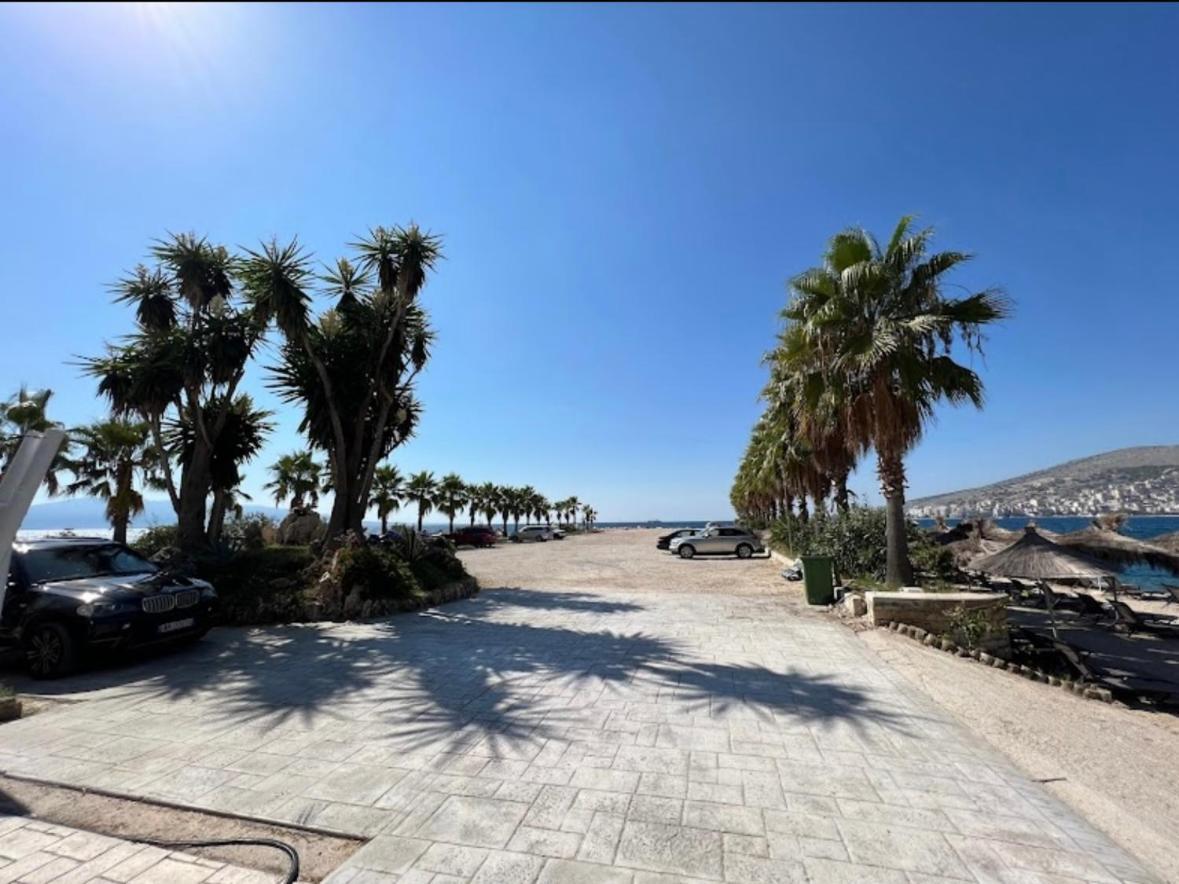 Belaire Luxury Apartment Sarandë Exteriör bild