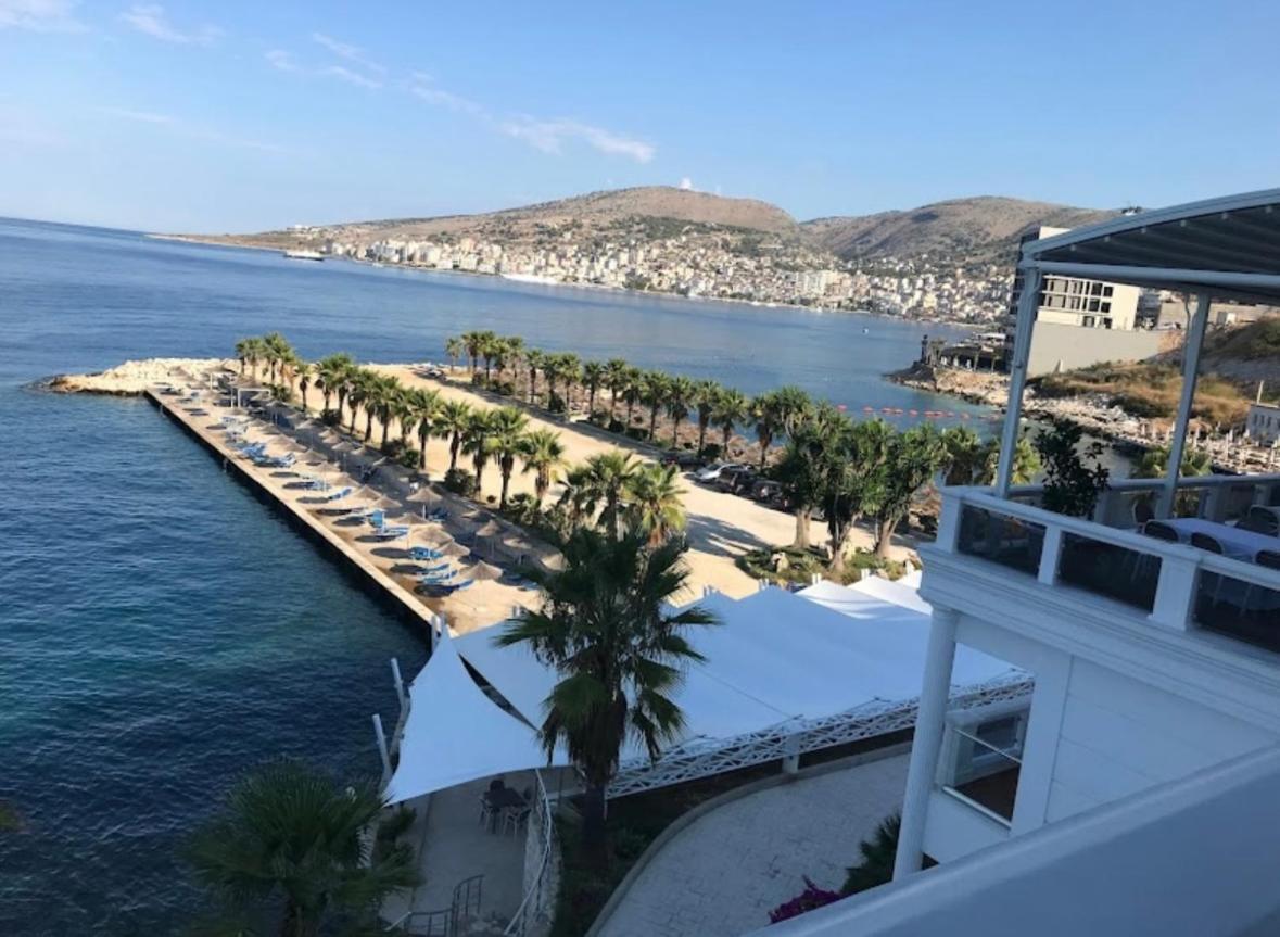 Belaire Luxury Apartment Sarandë Exteriör bild
