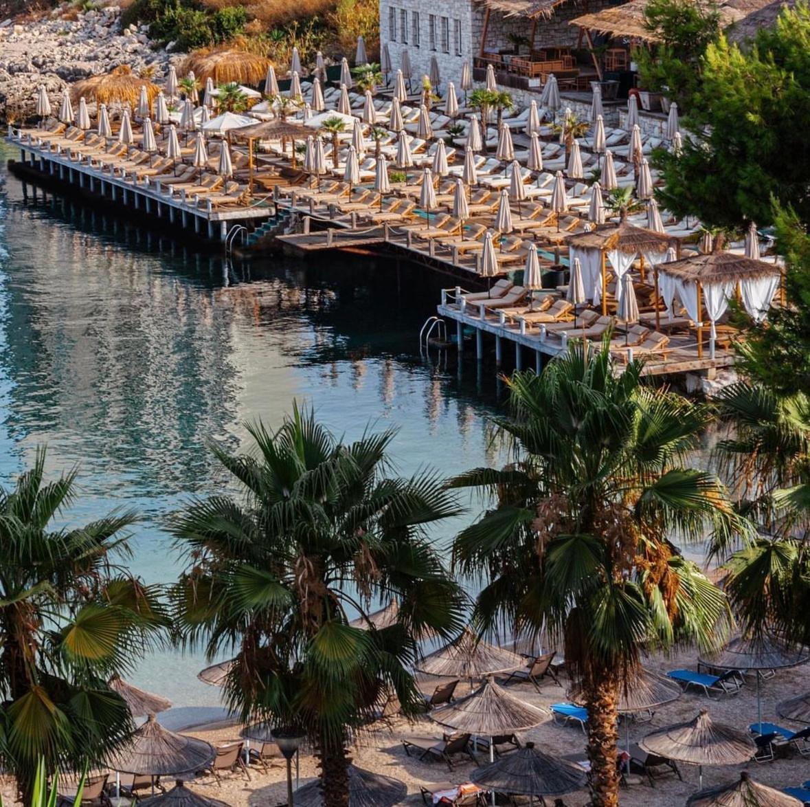Belaire Luxury Apartment Sarandë Exteriör bild
