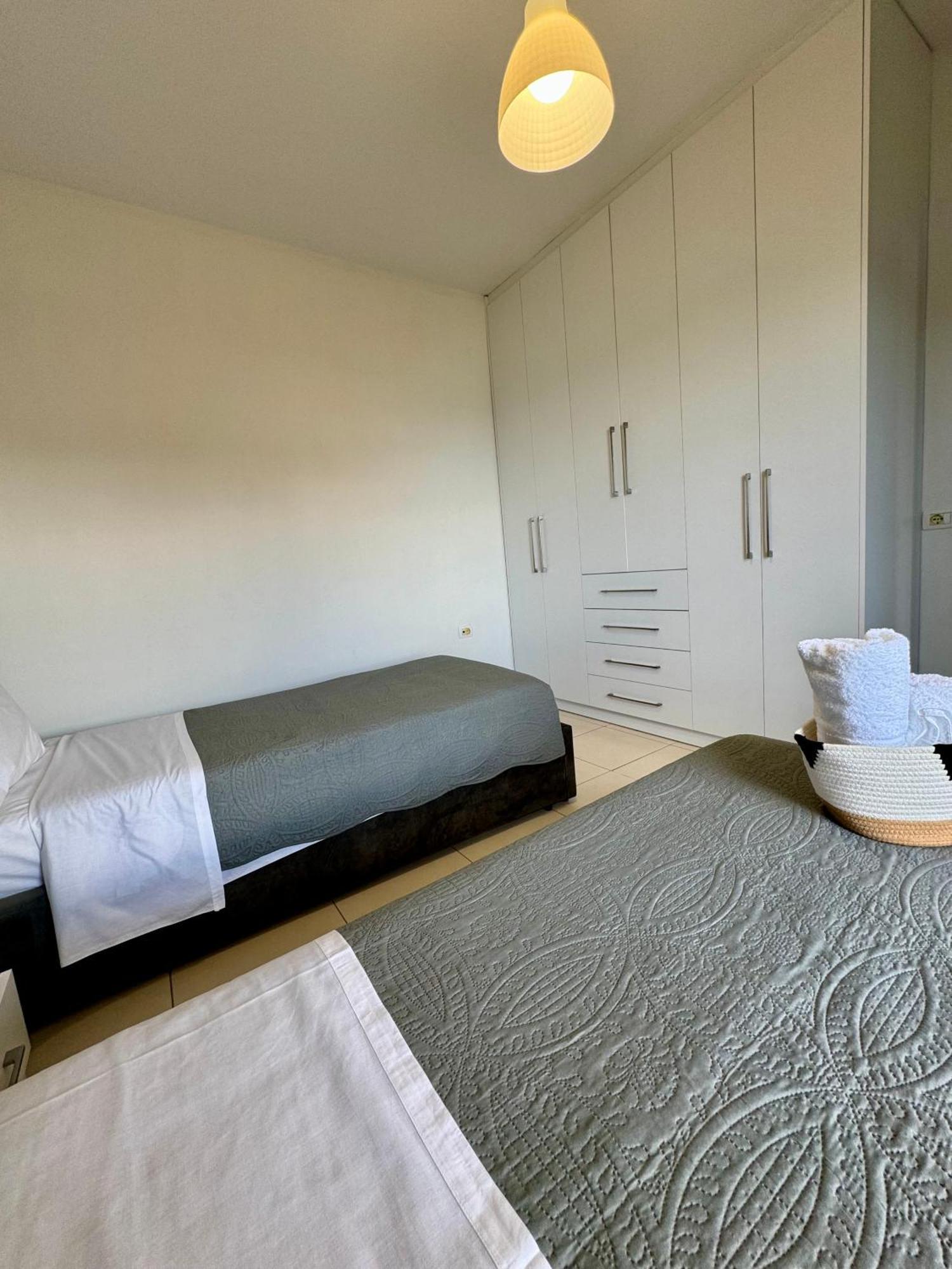 Belaire Luxury Apartment Sarandë Exteriör bild