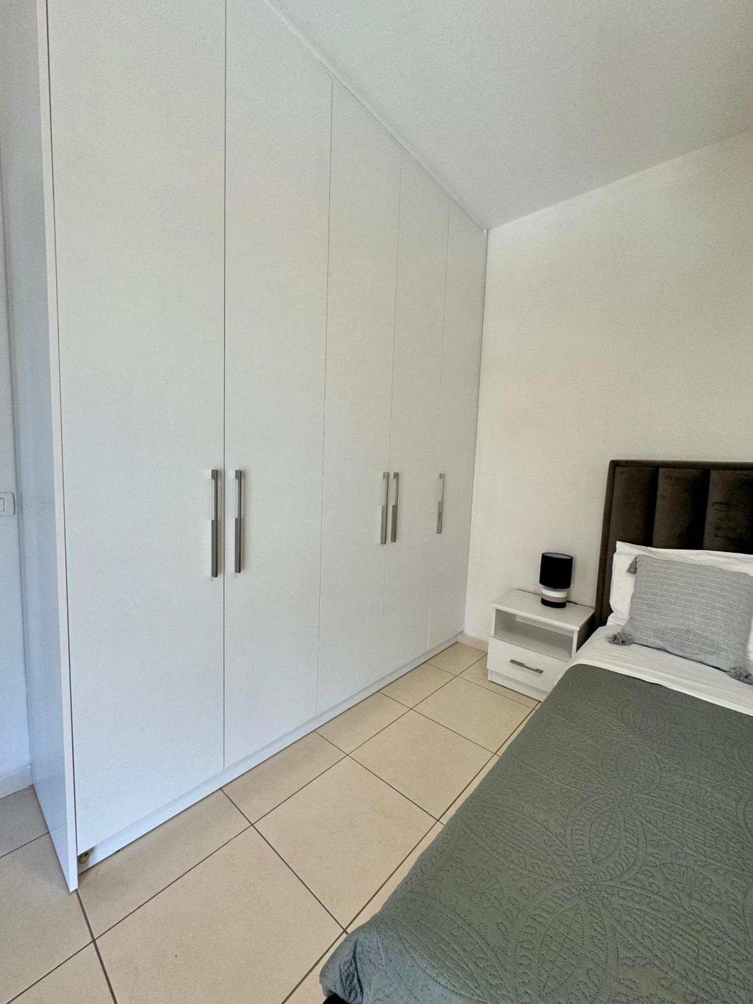 Belaire Luxury Apartment Sarandë Exteriör bild