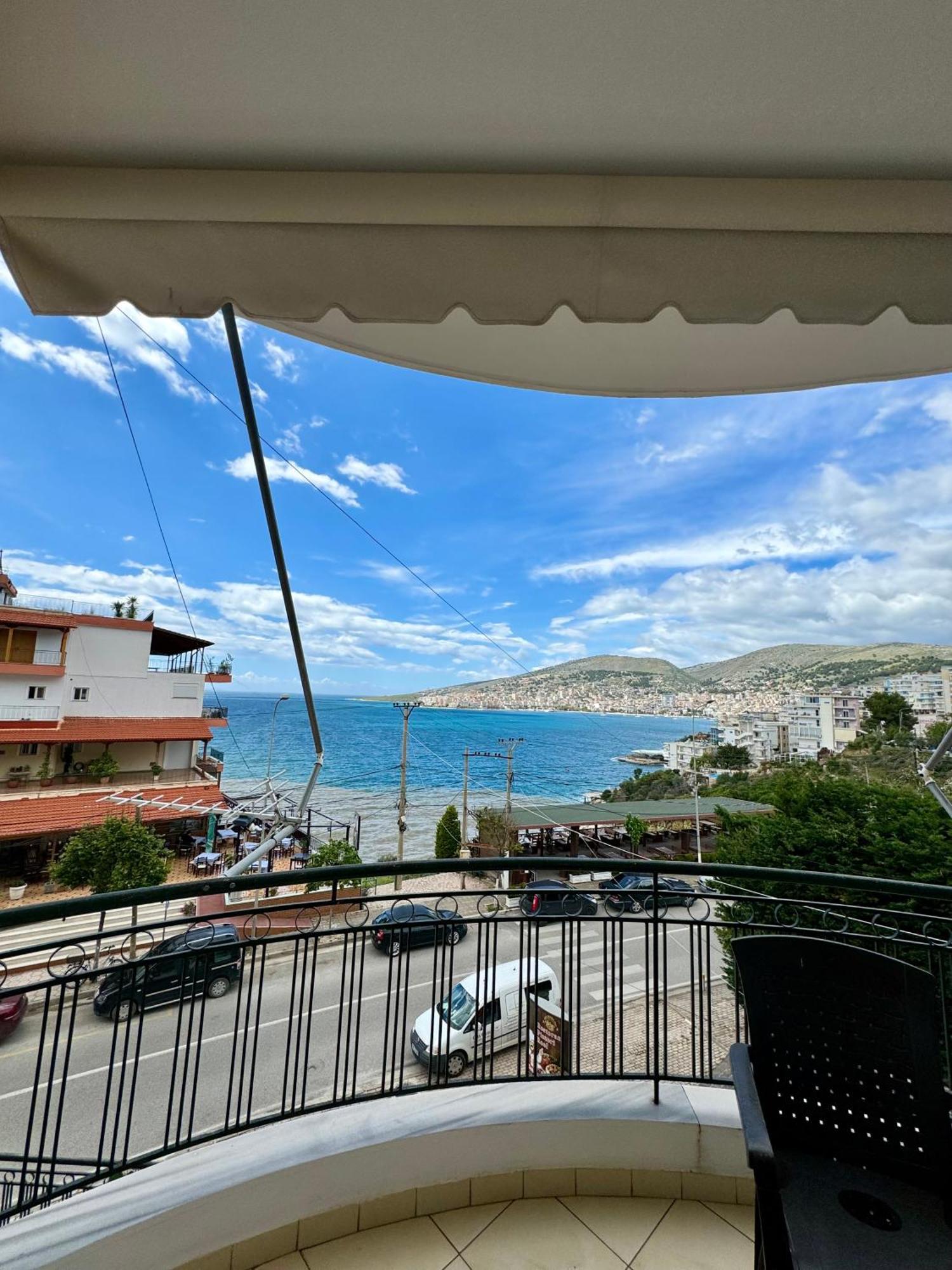 Belaire Luxury Apartment Sarandë Exteriör bild